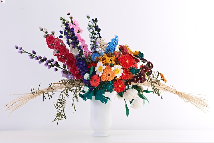 Strauss 2, 2013, Origami, Photodruck, Maße variabel (Foto: Jens Wegener)