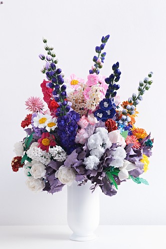 Strauss 5, 2013, Origami, Photodruck, Maße variabel (Foto: Jens Wegener)