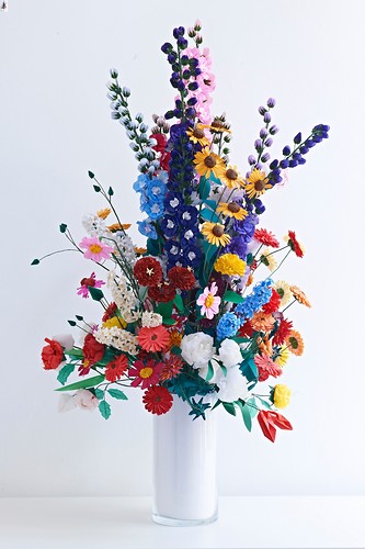 Strauss 1, 2013, Origami, Photodruck, Maße variabel (Foto: Jens Wegener)