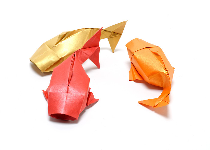 Origami-Kois, 2017 (©Margarete Schrüfer)